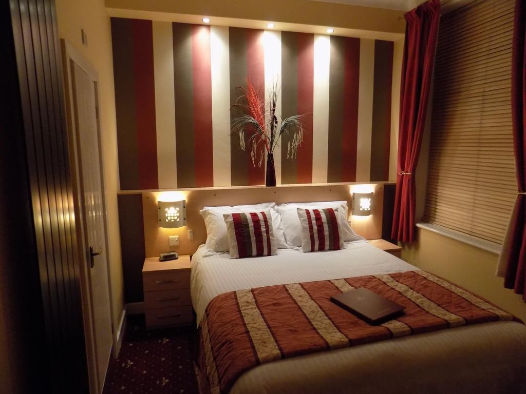 The Norwood Bed and Breakfast Μπλάκπουλ Δωμάτιο φωτογραφία
